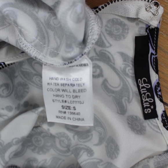 Preowned Lulus Medallion Mini Dress Small - Picture 10 of 10